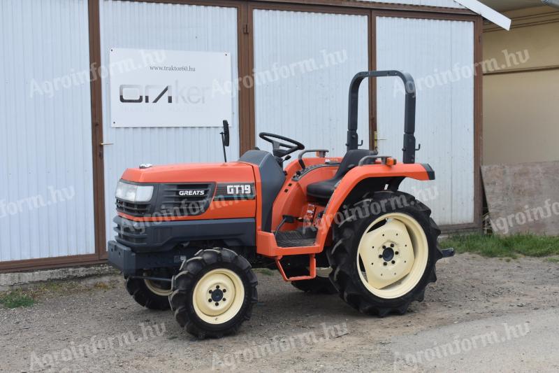 Kubota GT19D Japanese small tractor, 19 HP, 4WD