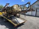 2000 litre trailed sprayer