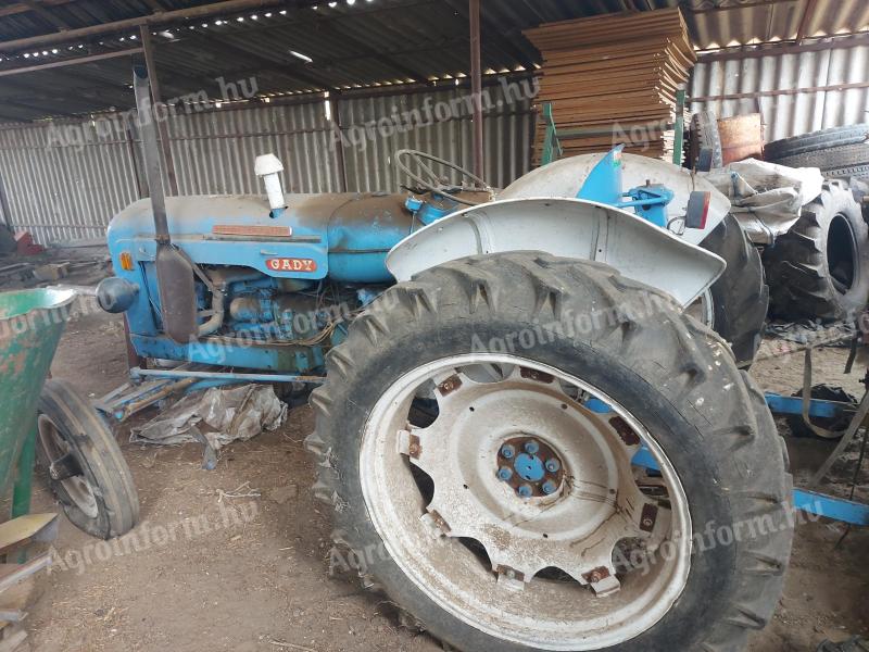 Fordson Super Major