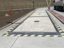 Concrete bridge scales for livestock farms