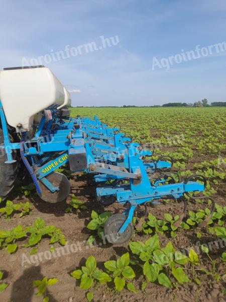 Monosem row crop cultivator