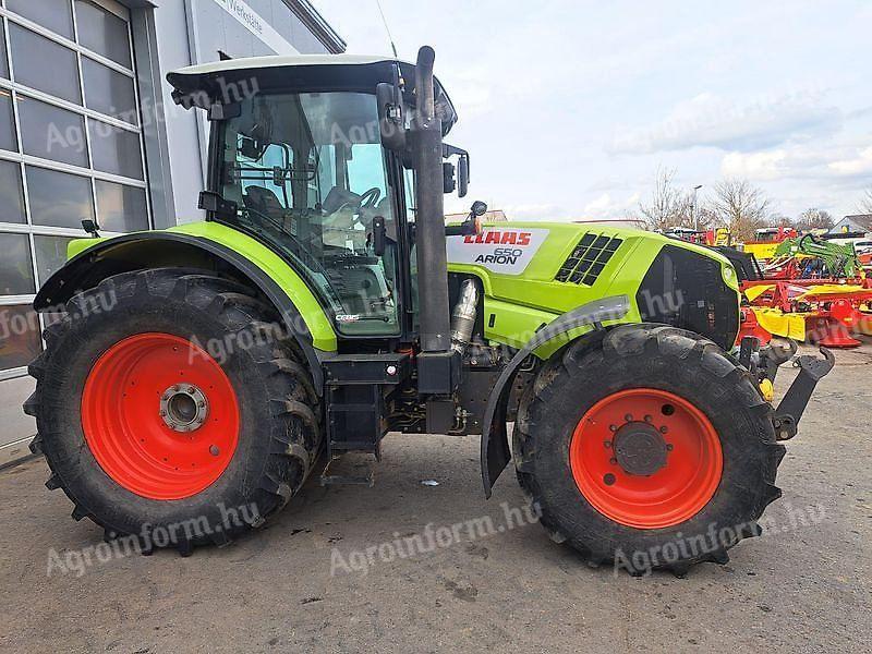 CLAAS ARION 650