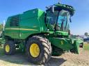 John Deere T 560i