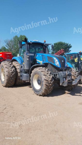 New Holland T8.410 AC