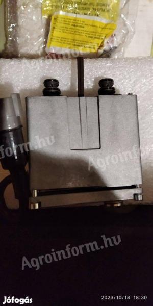 Manitou control electronics (hydraulic control block)