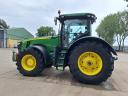 John Deere 8245R traktor