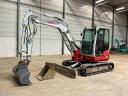 Takeuchi TB260 (2019) 2200 üzemórával,  2 db kanállal,  lízing 20%-tól