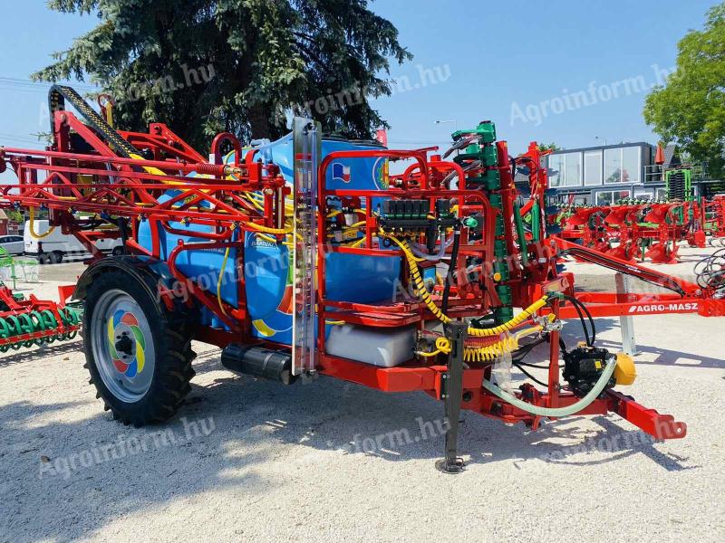 Prskalica Biardzki 3000/18 - Royal traktor