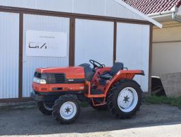 Kubota GL220D japán kistraktor, 22 LE, 4WD