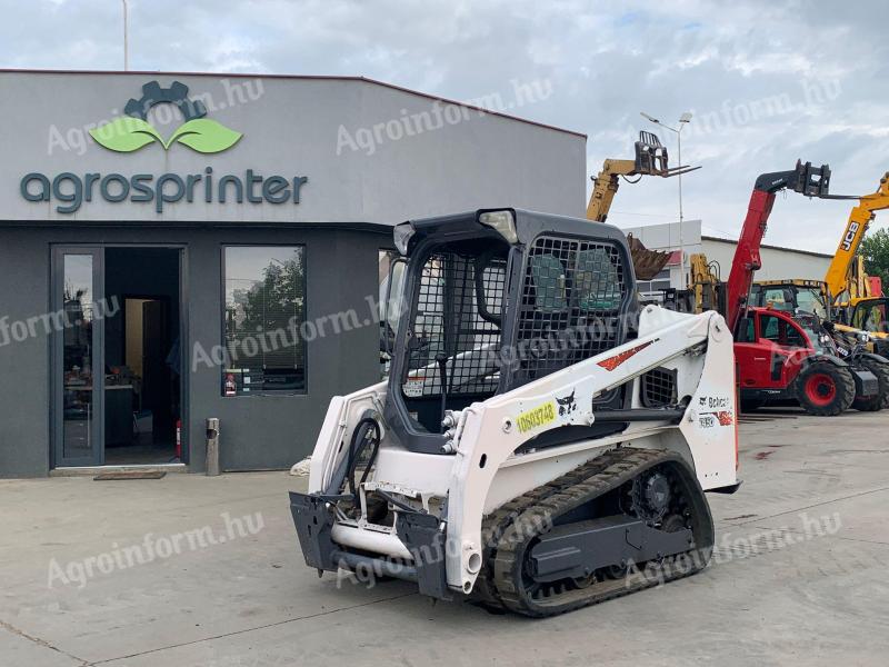 Bobcat T450 gumihevederes minirakodó