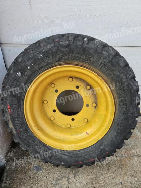 10.0/75-15.3 wheel for sale