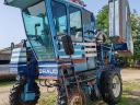 Braud 2720 harvesting combine