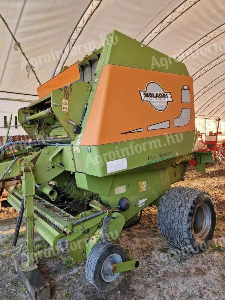 Wolagri variable chamber round baler" - Corrected title: Wolagri variable chamber round baler