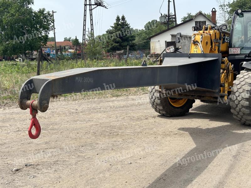 Macara de prelungire a brațului pentru manipulatorul telescopic JCB