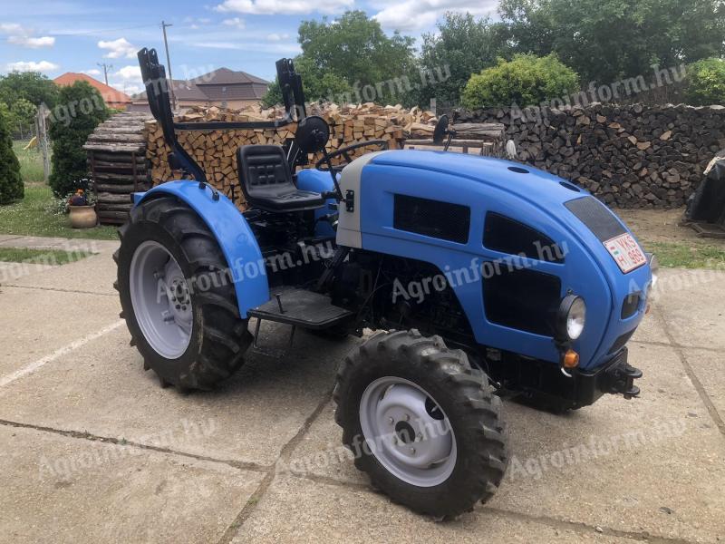 Mali traktor FENG-SHOU FS 254-II