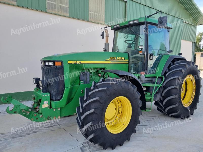 John Deere 8410