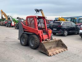 Gehl 4240 minirakodó