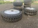 Set de roți motoare: 2 spate 300/95R52 și 2 față 320/85R36 de vânzare