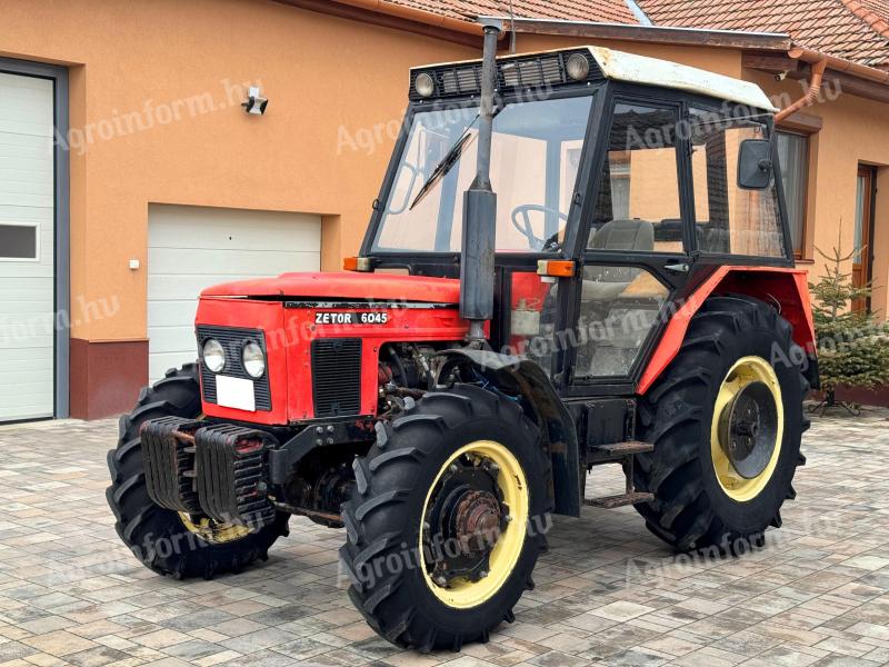 Zetor 6045 traktor 4 hengeres motor,  elöl-hátul jó gumik,  piros rendszámmal,  2029.01.27