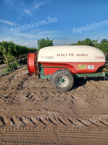 Malupe Agro 2200 axial grape and fruit sprayer can be tried