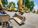 Caterpillar M318C wheeled rotary excavator