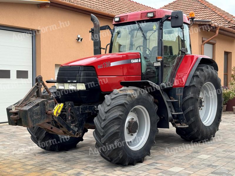 Traktor Case IH MX 135