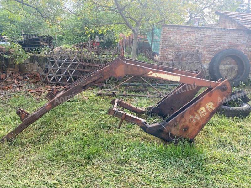 NBR front loader for MTZ FOR SALE