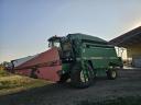 John Deere 2256 combine