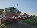 John Deere 2256 combine