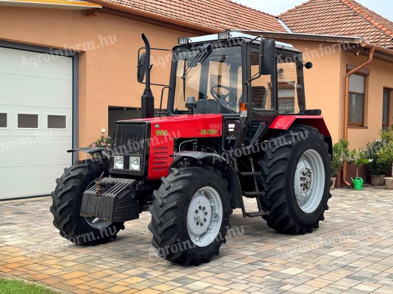 Traktor Belarus MTZ 820.2