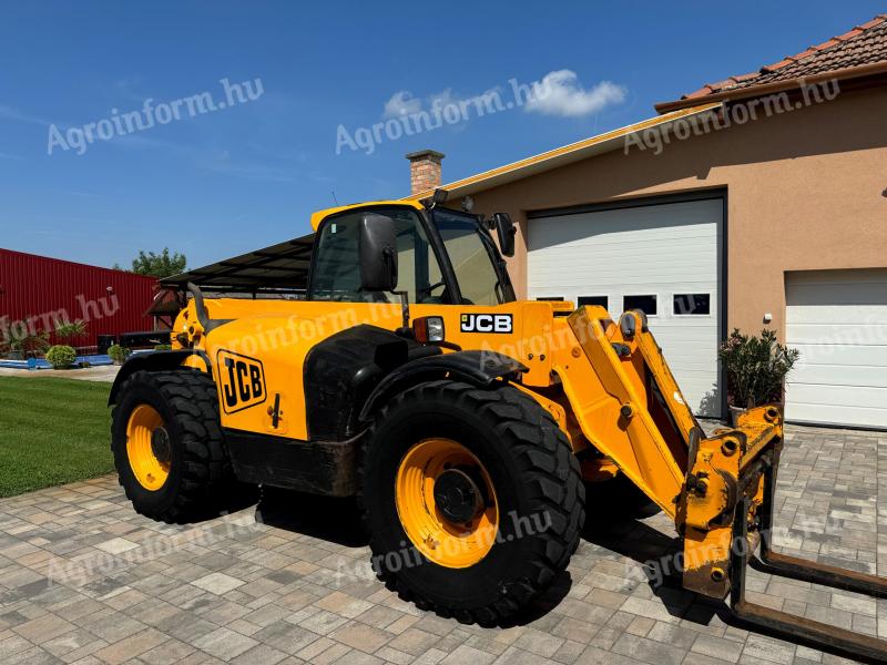 JCB Loadall 541-70 teleszkópos rakodógép