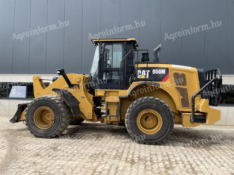 Caterpillar 950M / 2018 / 13 000 üzemóra / Lízing 20%-tól