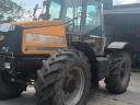 JCB traktor