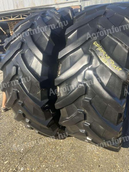 600/65R38 Pirelli TM800 153A8 TL