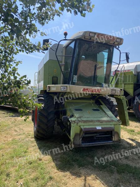 Claas Mega 204