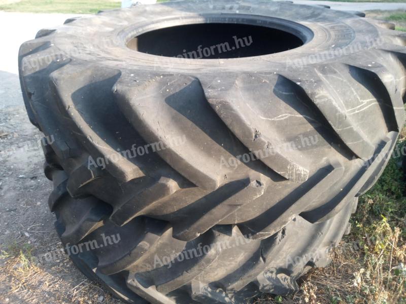 Használt Michelin traktor gumik: 650/85 R38, 600/65 R28, 600/70 R30 (John Deere,  Class)