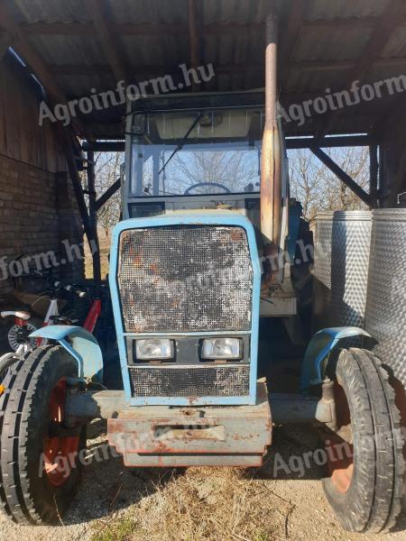 Tractor de vânzare