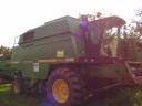 John Deere 2056