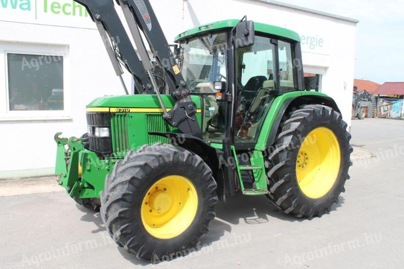 Ciągnik John Deere 6310