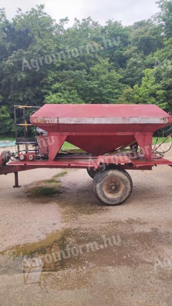 Seed filling trolley