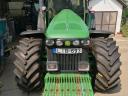 John Deere 8120