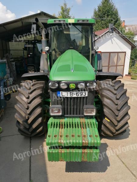 John Deere 8120