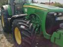 John Deere 8120