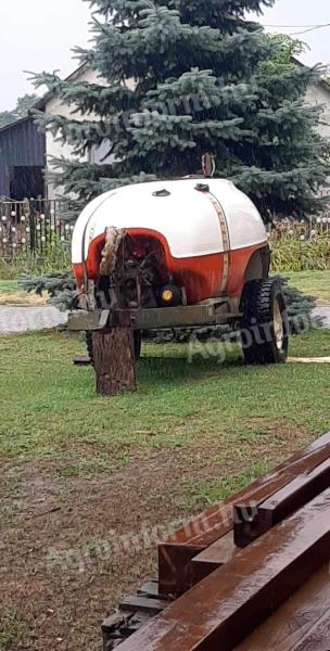 Sprayer de vânzare în Nyírmada