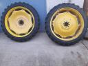 John Deere 230/95 R 44 and 9,5 R 28 cultivator wheel set