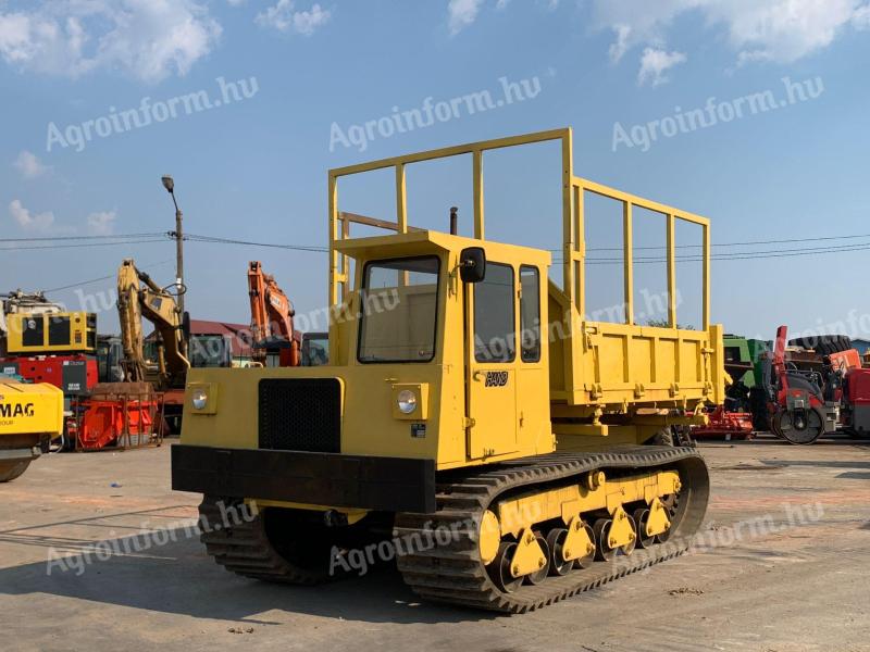 Buldoexcavator cu arc de cauciuc Morooka MST800