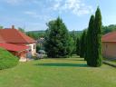 This family house in excellent condition is the gem of Alsópetény village