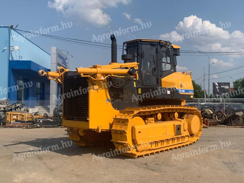 NOVÝ dozer Dressta TD-25M