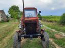 Mtz 80 small cabin