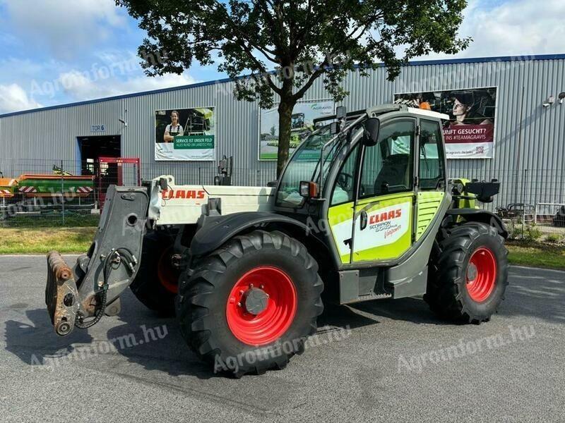 Teleskopski manipulator Claas Scorpion 9040